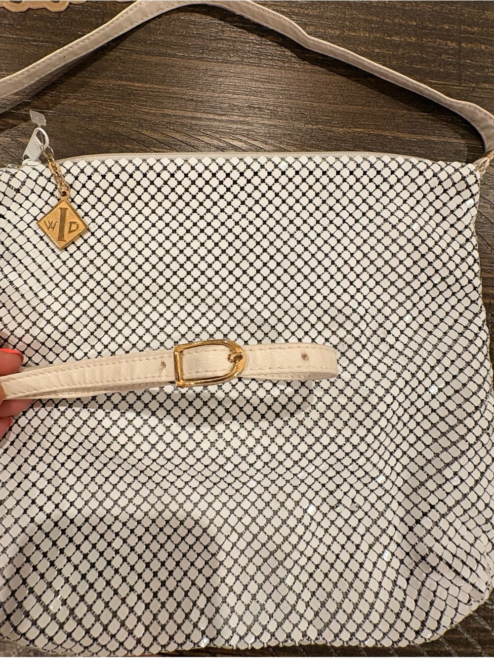 Whiting & Davis White metal mesh Shoulder Bag with branded Charm - Picture 3 of 6